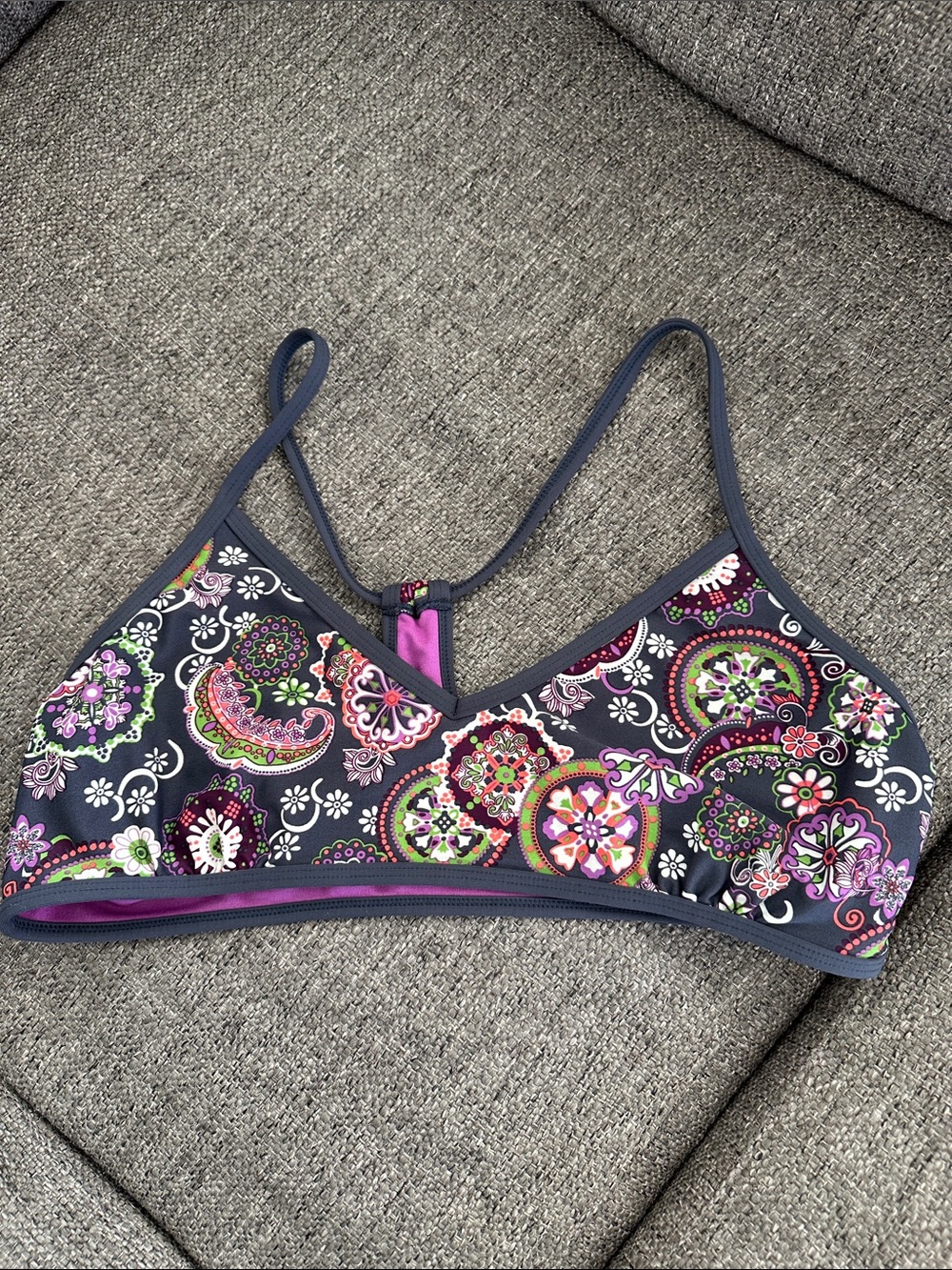 Athleta Gray Floral Medallion Racerback Sports Bra Swim Bikini Top Large